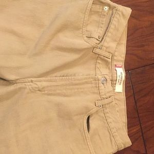 Men’s Levi’s 550 beige jeans 33 by 34